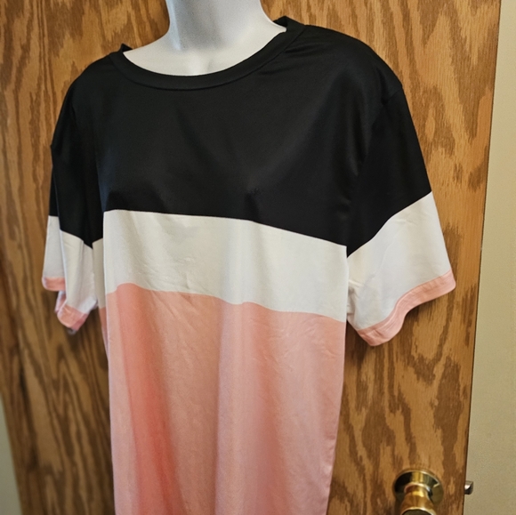 2 Pc WOMAN'S SUMMER OUTFIT. SIZE 4X - Picture 7 of 10